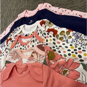 BABY ONSIE BUNDLE 💗